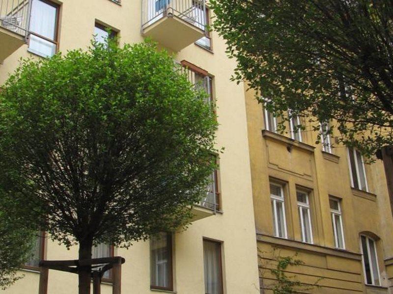 Aparthotel Austria Suites Prague Exterior photo